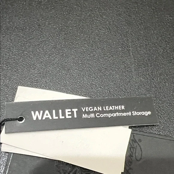 Ed Hardy | Leopard Print Wallet/Wristlet - Picture 9 of 11